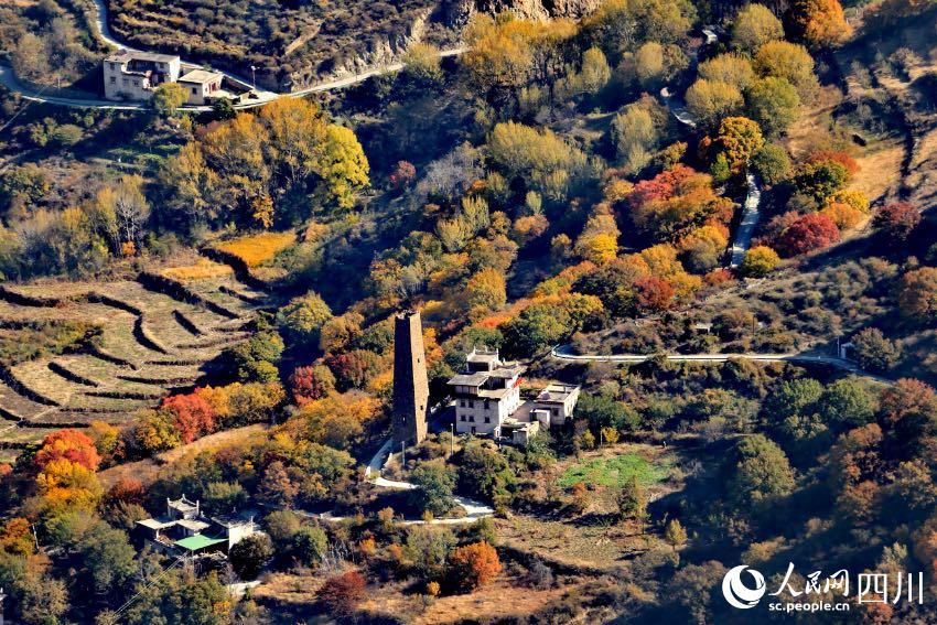 丹巴美景。李永安攝