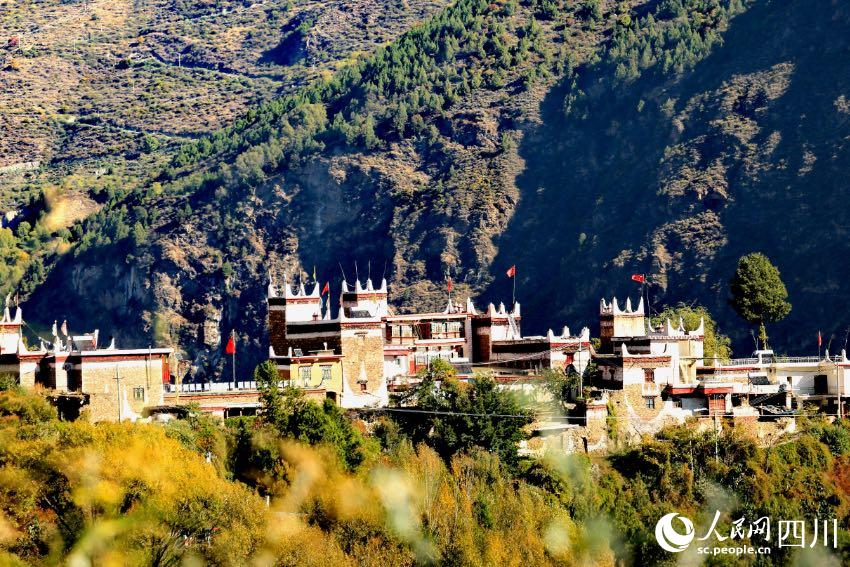 丹巴美景。李永安攝