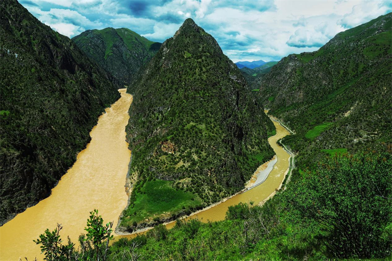 三江源美景。圖片來源：農(nóng)牧民大自然攝影隊