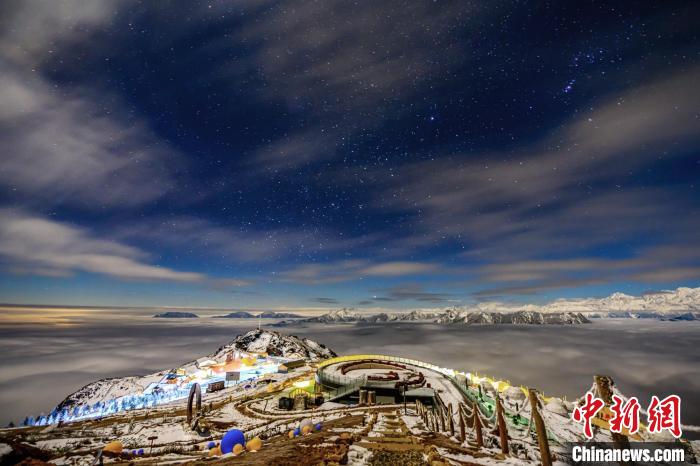 牛背山星空?！↑S業(yè)文 攝