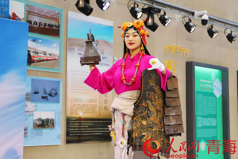 藏品展示。人民網(wǎng) 楊啟紅攝