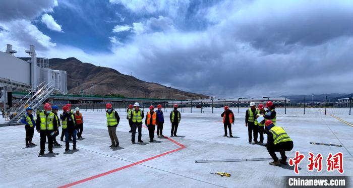 圖為驗收組驗收項目?！〉┰鐾?攝