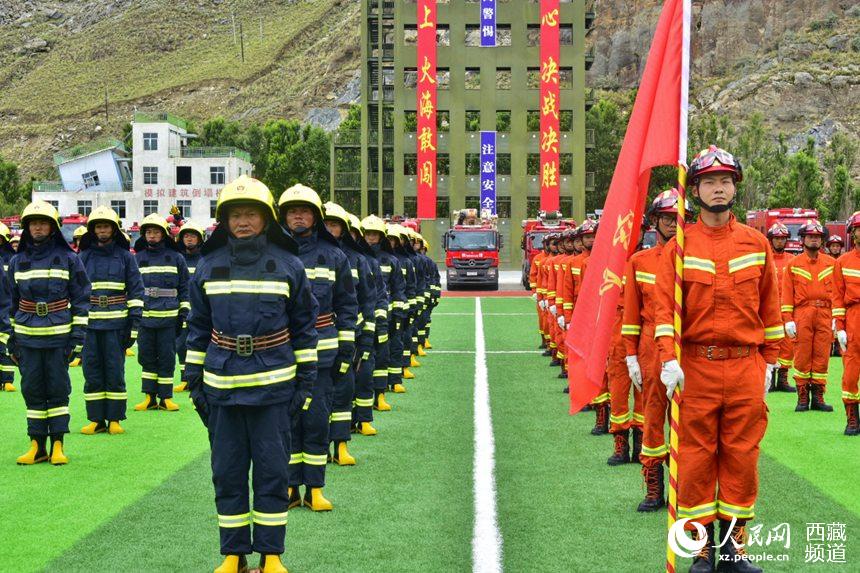 誓師大會現(xiàn)場。人民網(wǎng) 李海霞攝