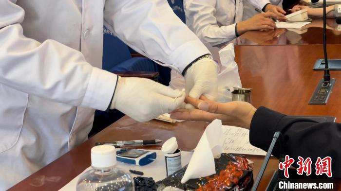 西藏:專家支招高原移民警察如何獲得好睡眠