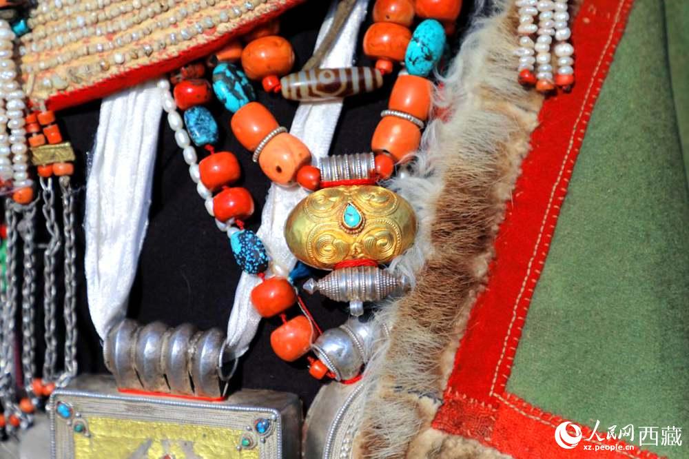 精美的配飾。人民網(wǎng) 李海霞攝