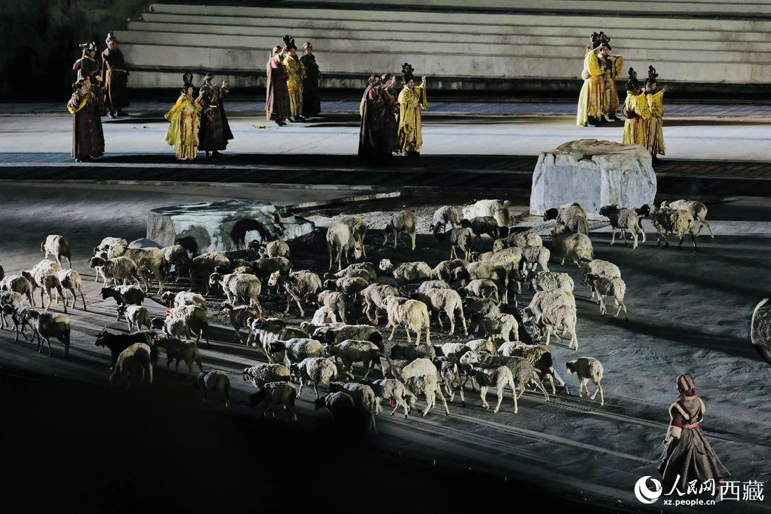 試演現(xiàn)場。人民網(wǎng)次仁羅布攝