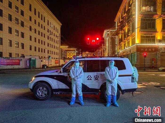 西藏吉?。菏匾坏缻徸o(hù)一座城