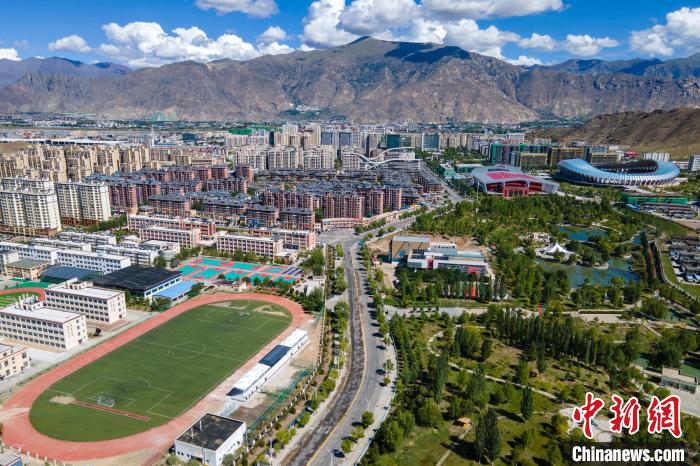 圖為西藏拉薩柳梧新區(qū)?！〗w波 攝