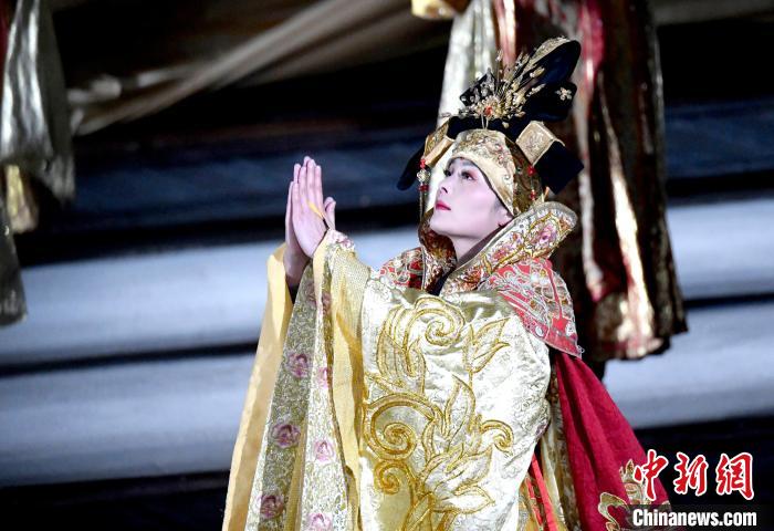 3月17日，西藏拉薩，《文成公主》大型史詩劇演出現(xiàn)場?！±盍?攝