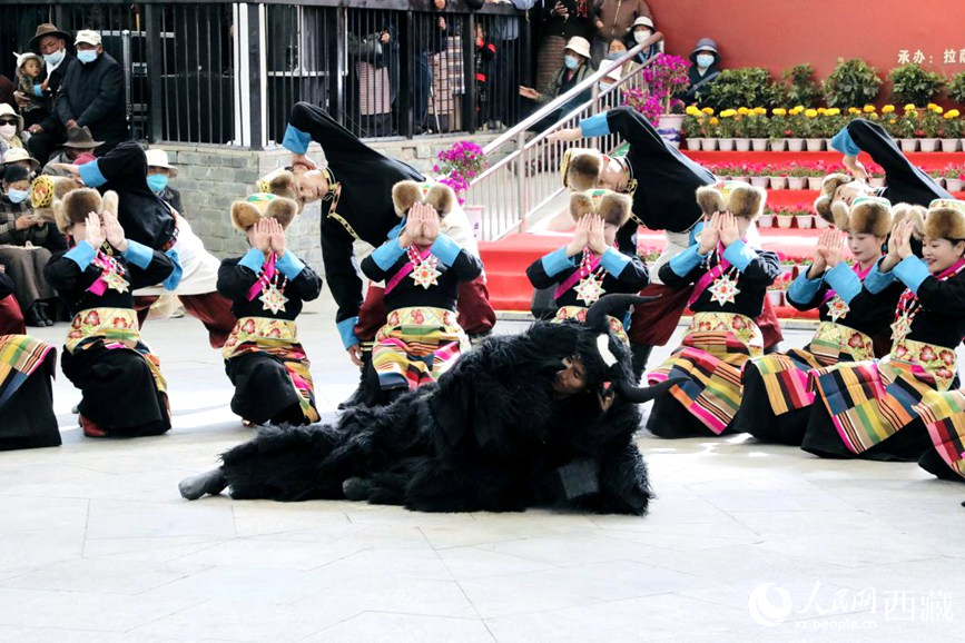 舞蹈《熱巴多吉》。人民網(wǎng) 次仁羅布攝