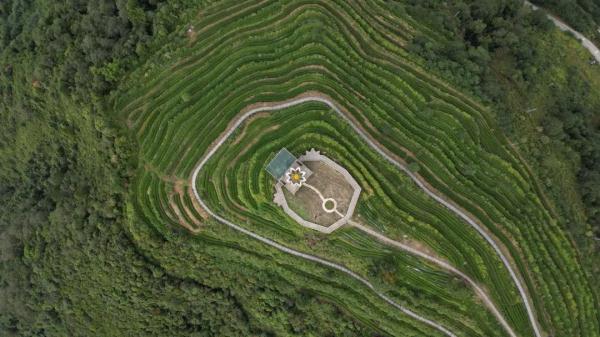 幾代建設(shè)者，歷經(jīng)半個多世紀(jì)完成！這是一條怎樣的公路？