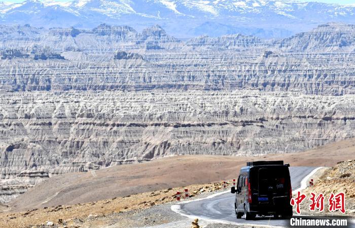 4月5日，西藏阿里札達(dá)土林。　李林 攝